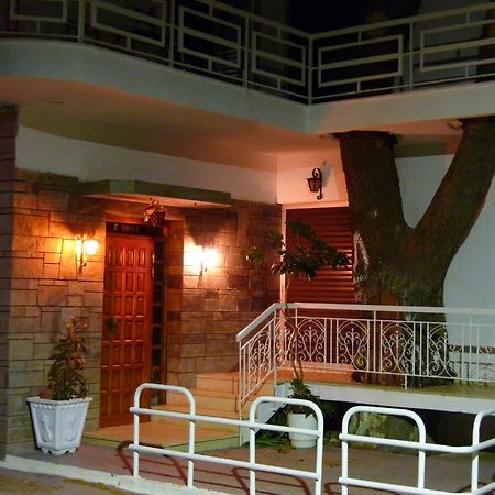 Pagona Hotel ルトラ・エディプソス エクステリア 写真
