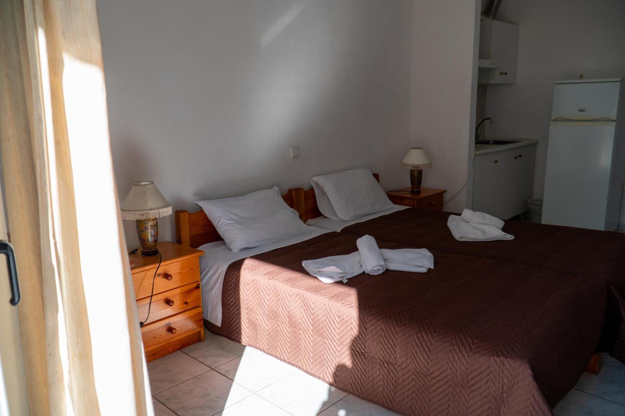 Pagona Hotel ルトラ・エディプソス エクステリア 写真