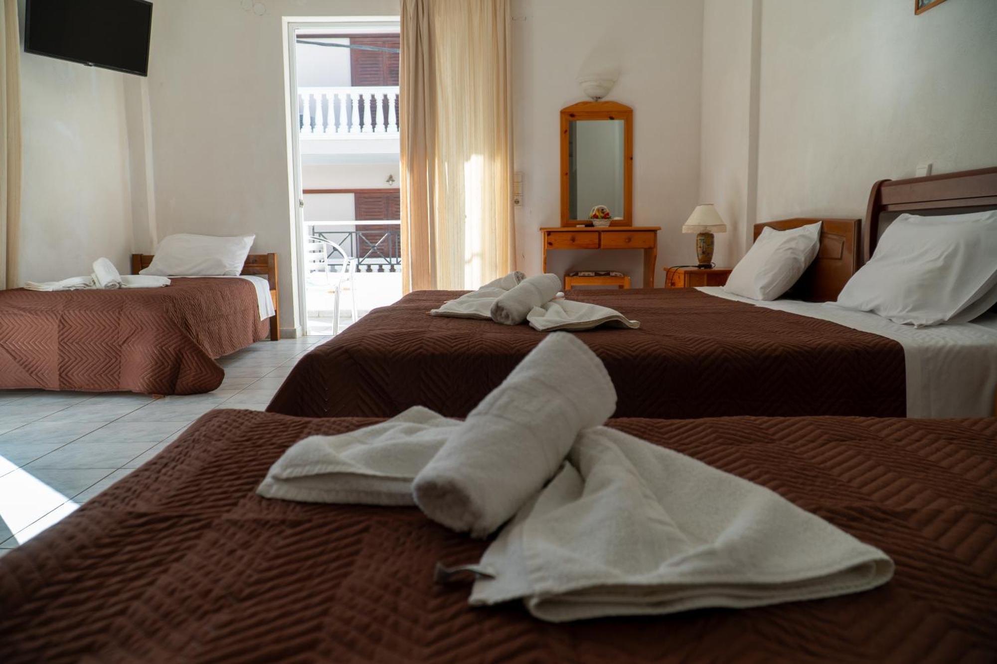 Pagona Hotel ルトラ・エディプソス エクステリア 写真
