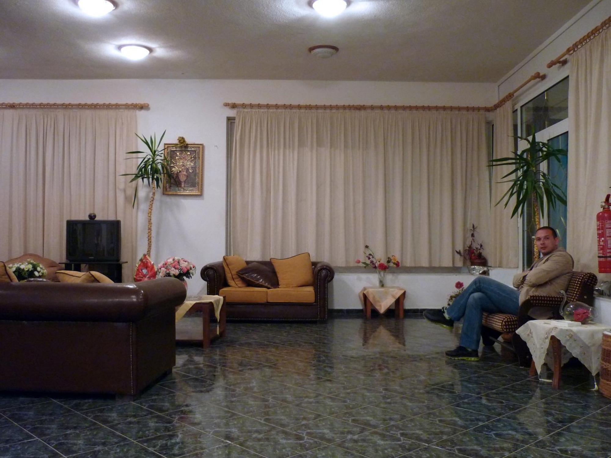 Pagona Hotel ルトラ・エディプソス エクステリア 写真